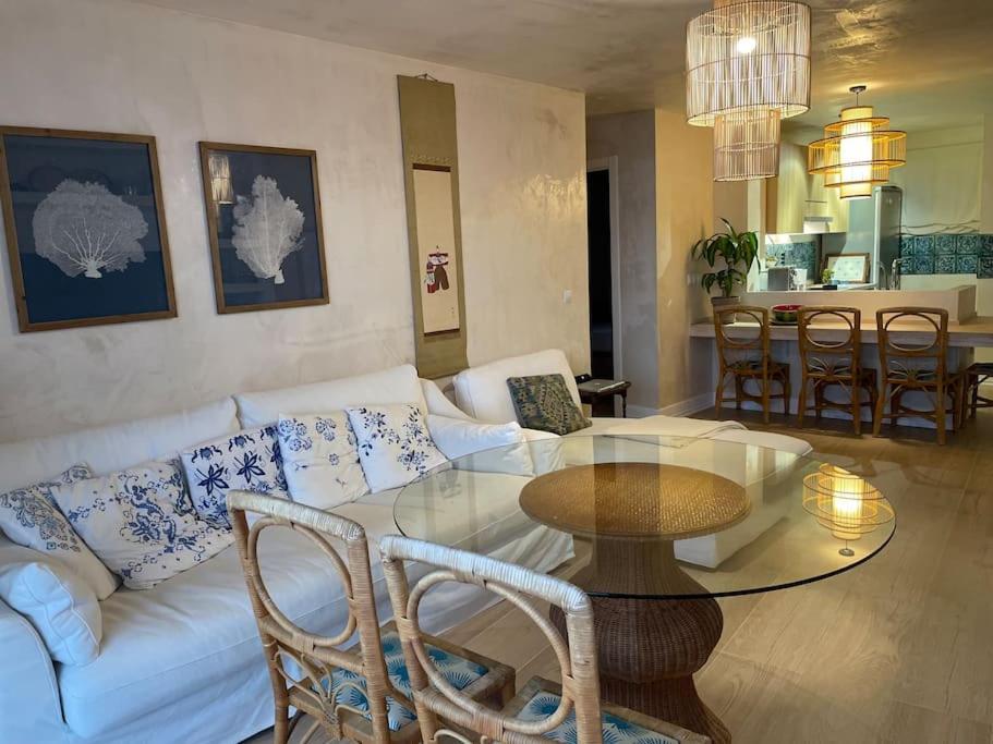 Maravilloso Apartamento En Primera Linea De Playa. トレグアディアロ エクステリア 写真